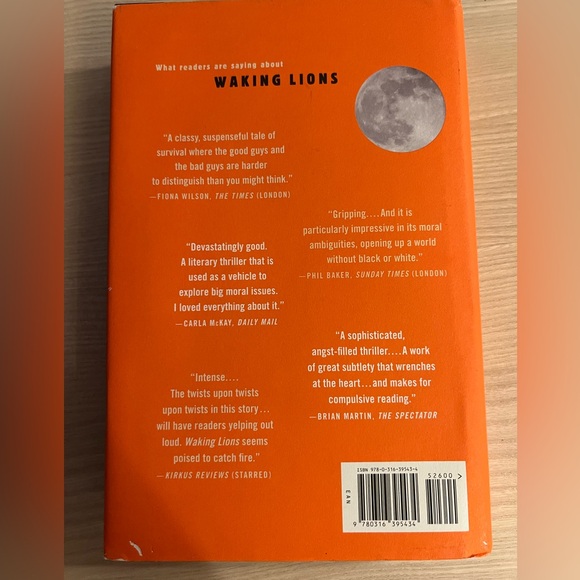 Waking Lions by Ayelet Gundar-Goshen. - Picture 3 of 3